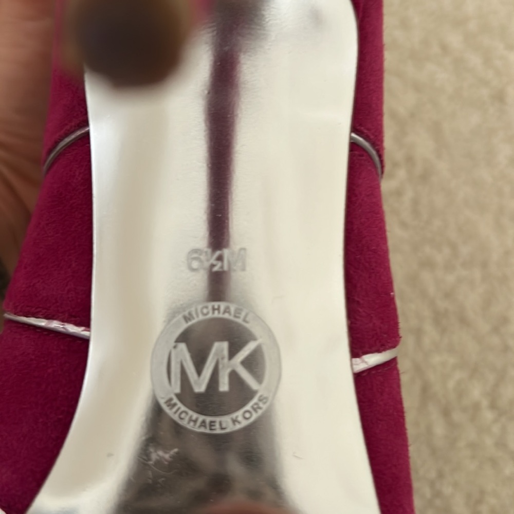 MICHAEL Michael Kors Mavis Leather Sandal - Picture 5 of 5